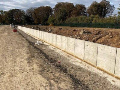 Precast retaining wall